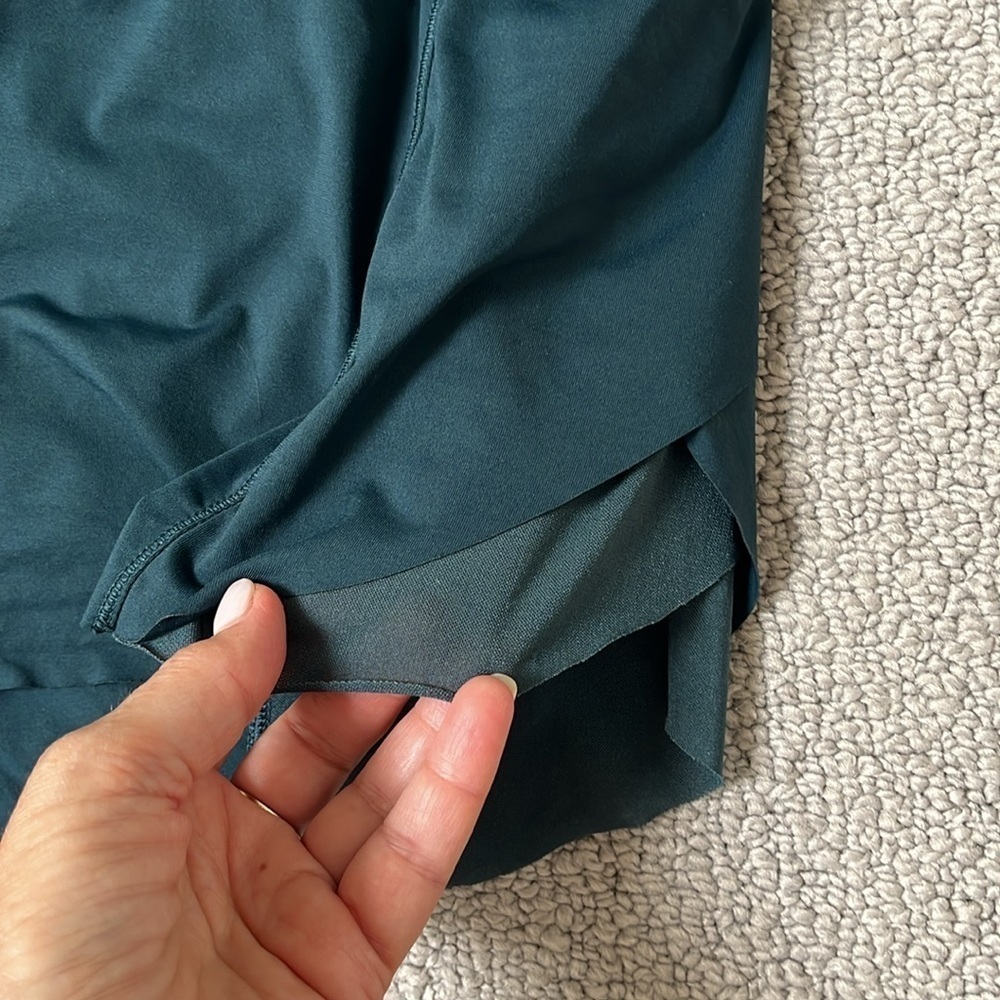 Lululemon Teal Homestretch shorts - Picture 3 of 9
